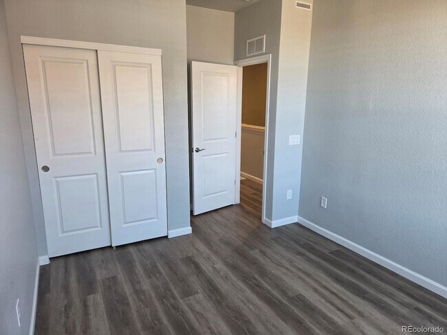 Building Photo - 2220 Santini Trl