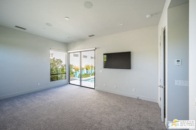 Building Photo - 2759 Mystic Mountain View