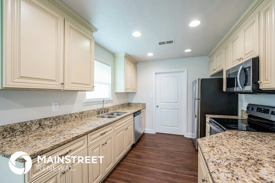 Building Photo - 155 Earl Owens Dr