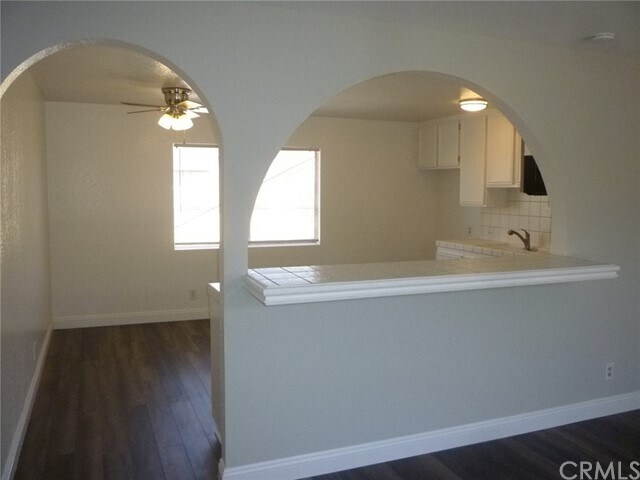 Building Photo - 15910 Harvard Blvd