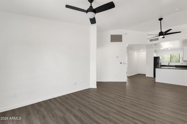 Building Photo - 6454 E University Dr