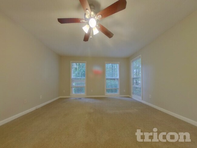 Building Photo - 21 Oliver Ct