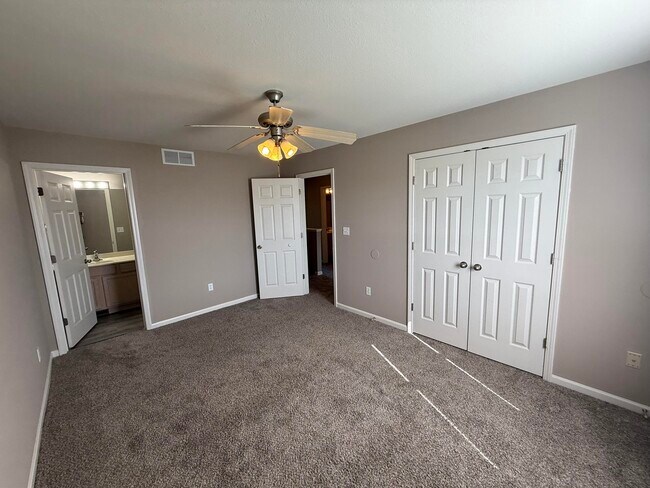 Building Photo - 214 Arctic Wolf Ct