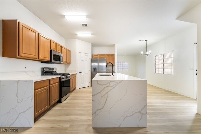 Building Photo - 5980 Gentleslope St