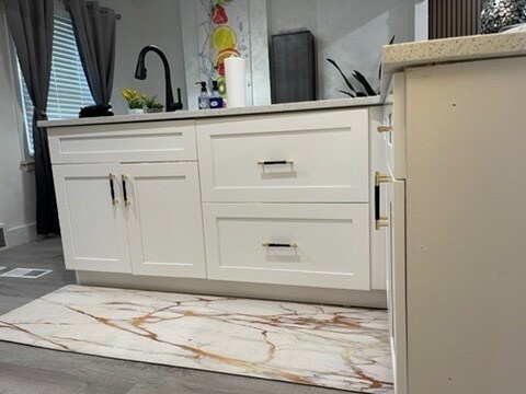 Building Photo - 446 Marquette Dr