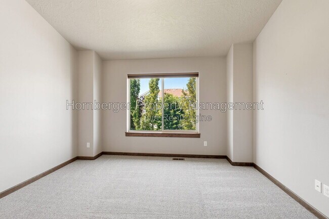 Building Photo - 17415 E Shamrock Ct