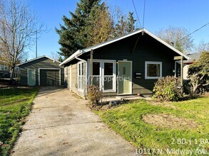 Building Photo - 2BD I 1BA Home + Garage - Large Lot