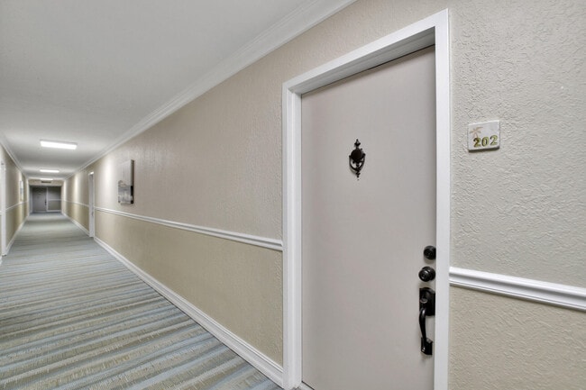 Building Photo - 740 S Federal Hwy