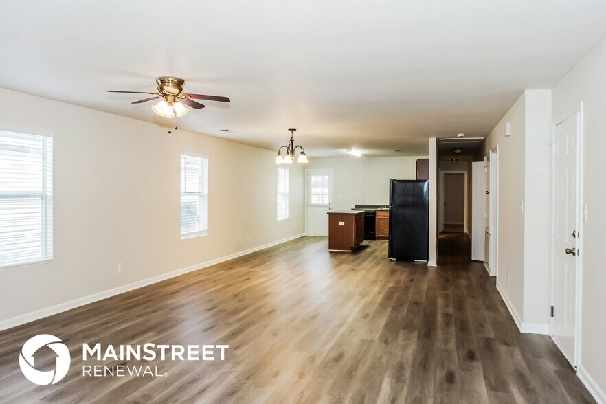 Building Photo - 128 Jesse Layne Dr