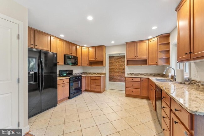 Building Photo - 8511 Beech Tree Rd