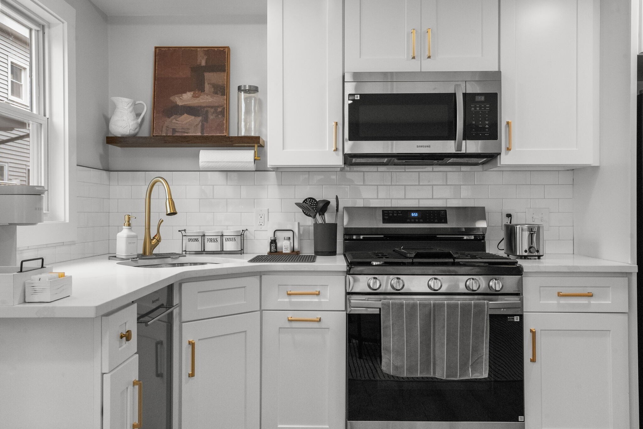 Building Photo - 149 E Main St