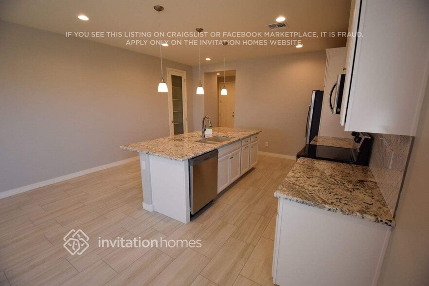 Building Photo - 19638 W Turney Ave