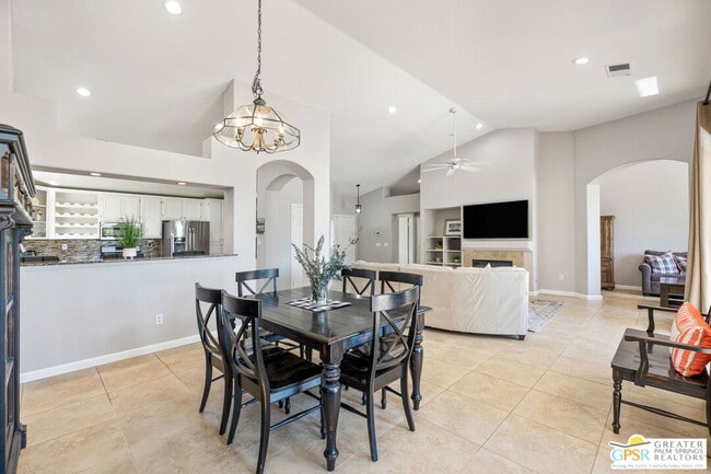 Building Photo - 50280 Spyglass Hill Dr