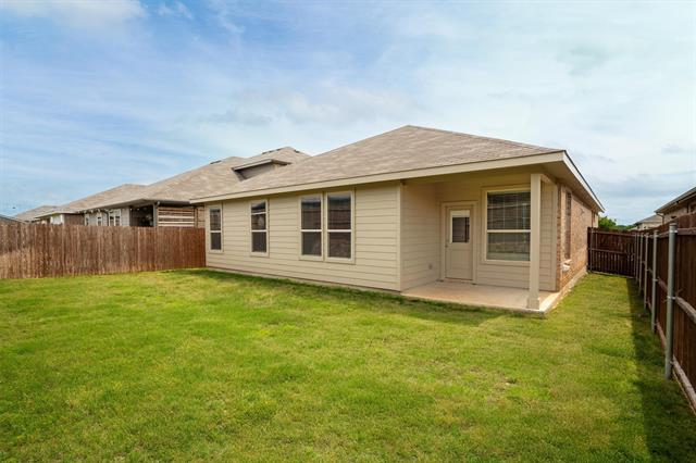 Building Photo - 825 Blackhorse Trl