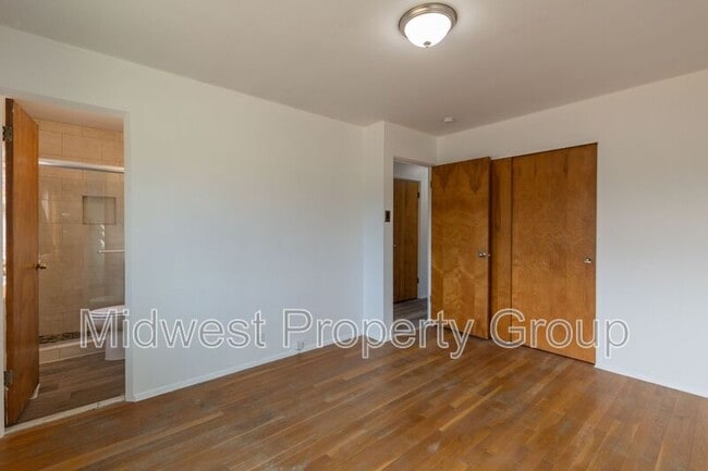 Building Photo - 3110 N Waterford Dr