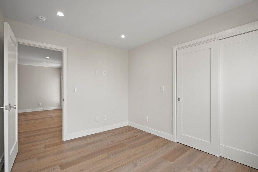 Bedroom 2 - 1561 E Elizabeth St