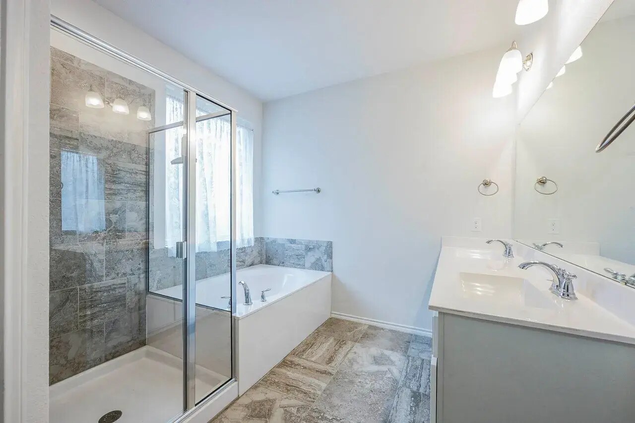 Building Photo - 11445 Dorado Vista Trl