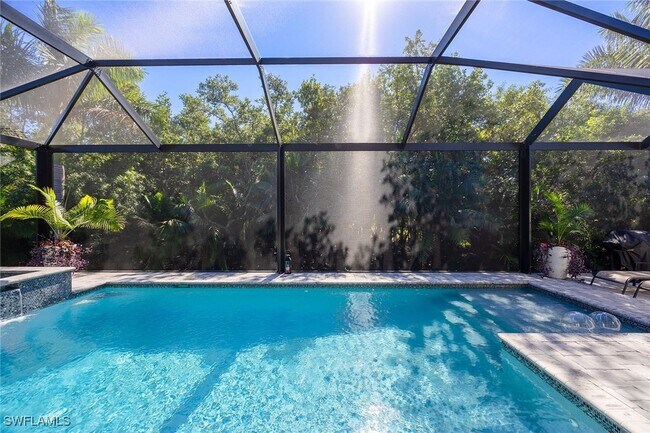 Building Photo - 1871 Dogwood Dr