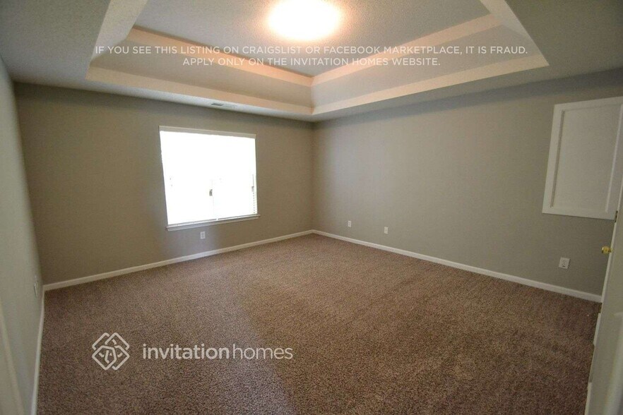Building Photo - 5725 Crystal Springs Way