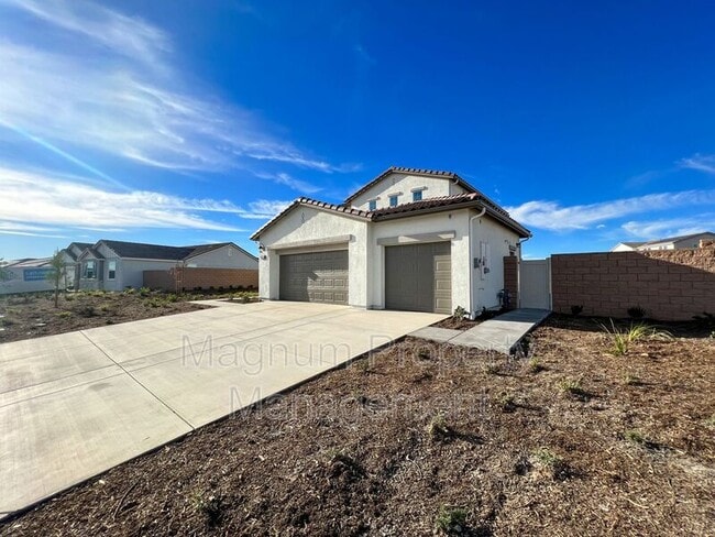 Building Photo - 31310 Reserve Dr