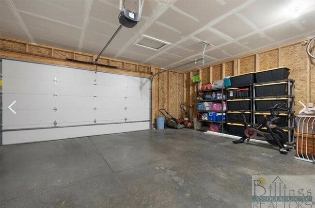 Building Photo - 1831 Island View Dr