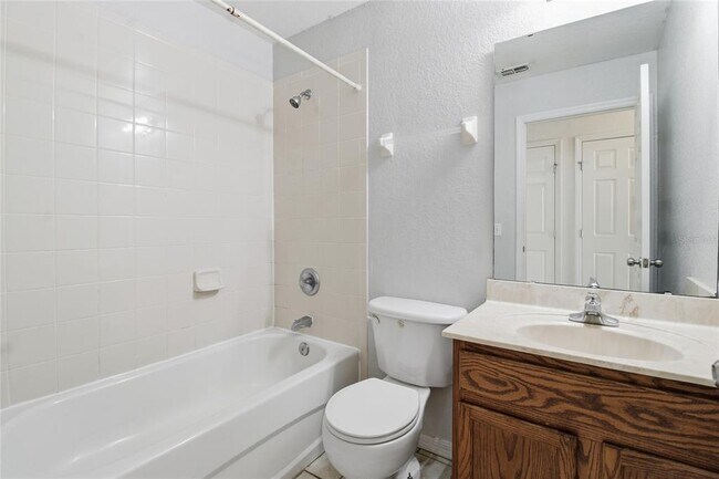 Building Photo - 2764 Rochelle Dr