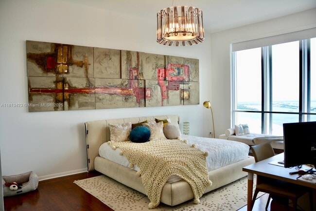 Building Photo - 848 Brickell Key Dr