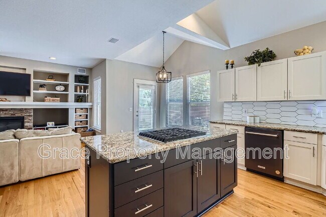 Building Photo - 16376 Flintlock Ct