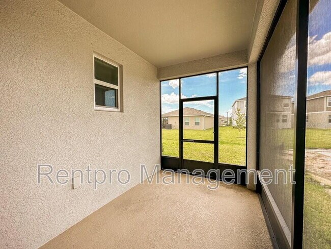 Building Photo - 9409 Baraboo Way