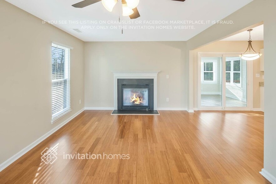 Building Photo - 1845 Jeffrey Bryan Dr