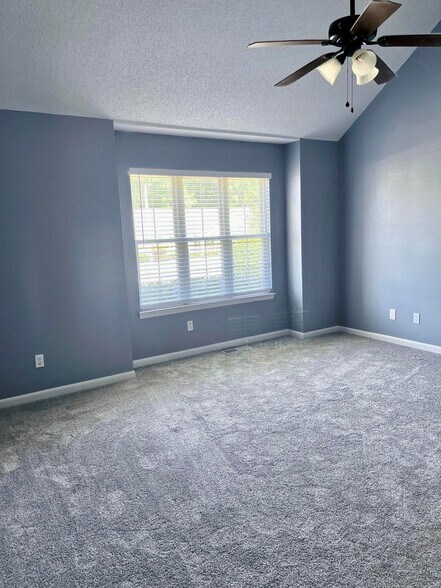 Building Photo - 168 Mountain Brook Dr