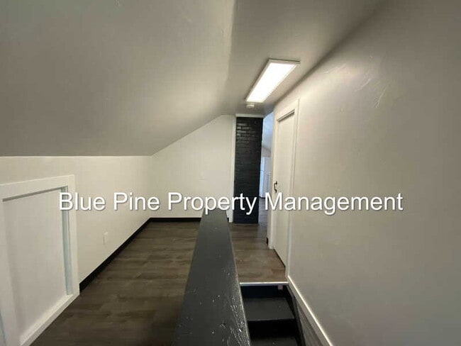 Building Photo - 306 Lawton St