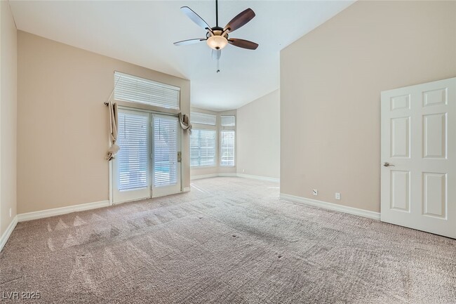 Building Photo - 712 Merialdo Ln