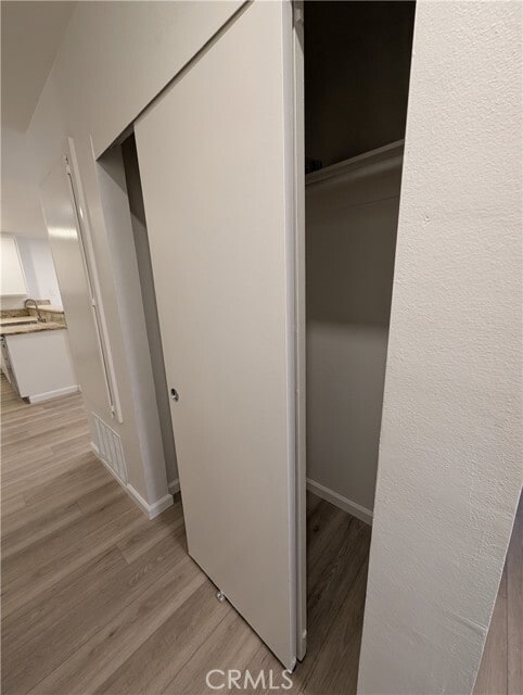 Building Photo - 17330 Chatsworth St