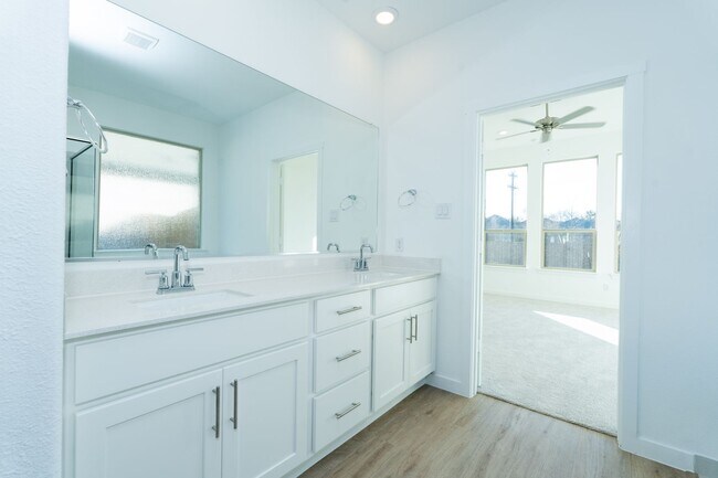 Building Photo - BRAND NEW 2025 Construction - 4BR/3BA Single-Family Home in Northlake Estates