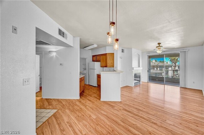 Building Photo - 7147 S Durango Dr