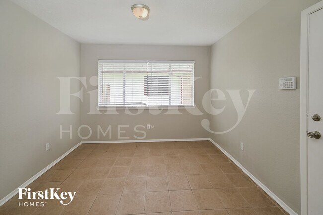 Building Photo - 7119 Tara Blue Ridge Dr