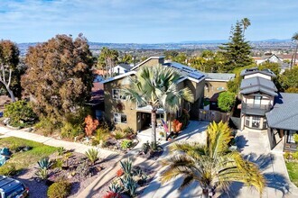 Building Photo - Exquisite Coastal Living- Ocean Beach