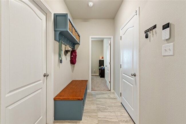 Building Photo - 6308 Southern Cross Dr