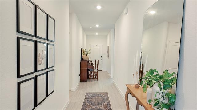 Building Photo - 319 Sedalia Trl