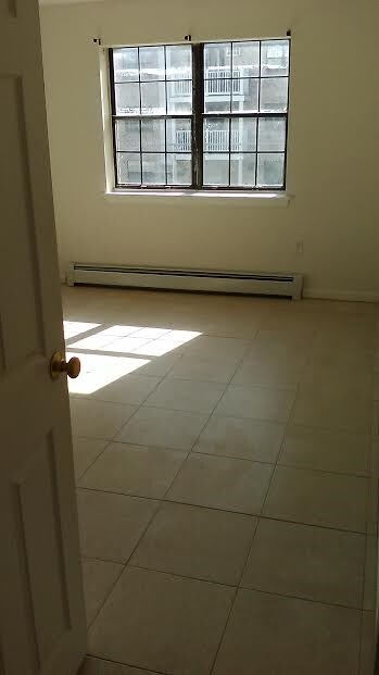 Building Photo - 18 Kenmar Dr