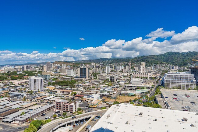 Building Photo - Sky Ala Moana West #2204 — 1BR/1BA/1PK — $...