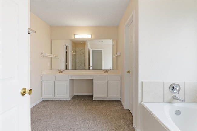 Building Photo - 4810 Vintage Grove Ct