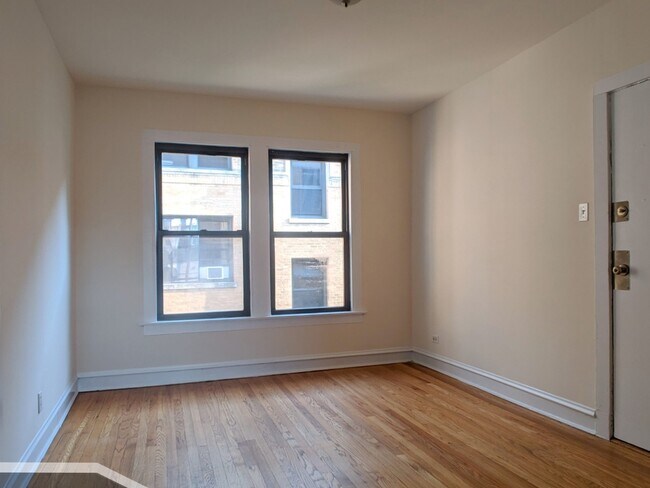 Building Photo - 2651 N Spaulding Ave