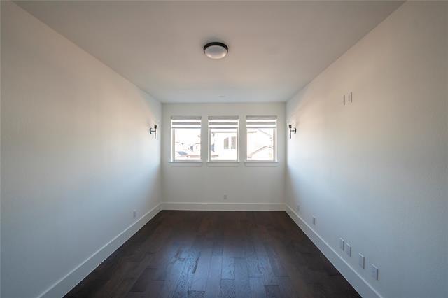 Building Photo - 10904 Hollydale Ln