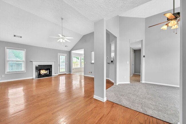 Building Photo - 825 Chatham Park Dr SW