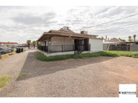 Building Photo - Modern 2/1 Phoenix Apartment - Comfort &am...