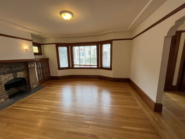 Building Photo - 1207 26th Ave