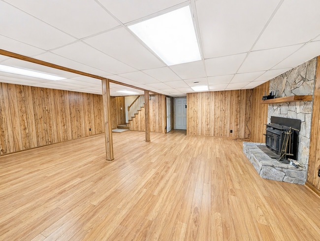 Building Photo - Marion Long Term Rental!