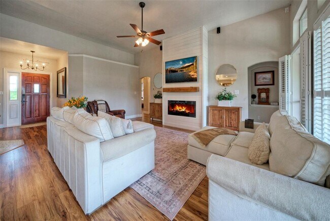 Building Photo - 511 Chaney's Crossing